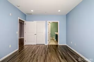 524 Doral Ct, Piscataway Township, NJ 08854 - Photo 6