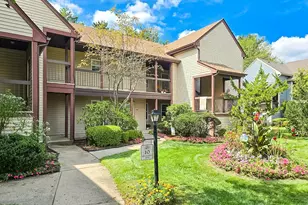 10F Benjamin Franklin Dr, Monroe Township, NJ 08831 - Photo 1