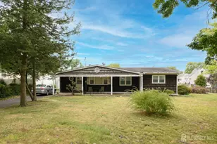 110 Sheppard Pl, Fords, NJ 08863 - Photo 1