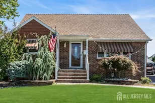 370 6th St, South Amboy, NJ 08879 - Photo 1