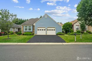 4 Molly Pitcher Ct, Monroe Township, NJ 08831 - Photo 1