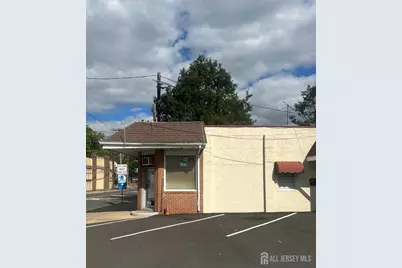 15 Greenbrook Road, North Plainfield, NJ 07060 - Photo 1