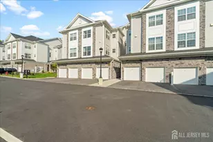 33 Veterans Wy, Morris Plains, NJ 07950 - Photo 1