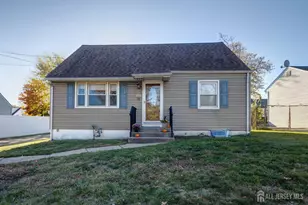 111 Longview Circle E, Fords, NJ 08863 - Photo 1