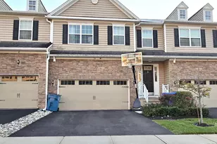 39 Periwinkle Dr, Monroe Township, NJ 08831 - Photo 1