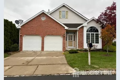 2 London Drive, Monroe Township, NJ 08831 - Photo 1