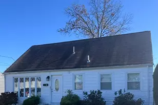 12 W Iselin Pkwy, Iselin, NJ 08830 - Photo 1