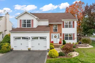 5 Sutton Pl, Helmetta, NJ 08828 - Photo 1