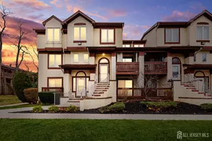 112 Michaels Ct, Woodbridge Township, NJ 07095 - Photo 1