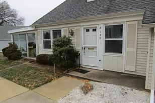 140 Plymouth Ln, Monroe Township, NJ 08831 - Photo 1