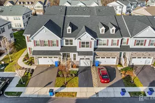 23 Larkspur Ln, Monroe Township, NJ 08831 - Photo 1