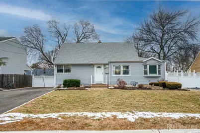 20 Longfield Road, New Brunswick, NJ 08901 - Photo 1