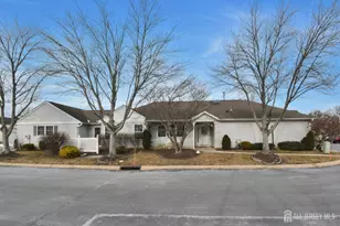 277 E Nighthawk Dr, Monroe Township, NJ 08831 - Photo 1