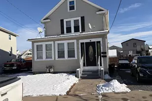 60 Heald St, Carteret, NJ 07008 - Photo 1