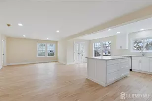 59 Yorkshire Dr, Monroe Township, NJ 08831 - Photo 1