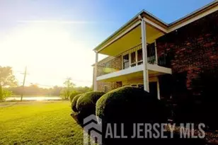 304 Lakeview Terrace, Plainsboro Township, NJ 08540 - Photo 1