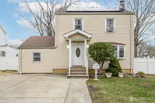 160 Carteret Ave, Carteret, NJ 07008 - Photo 1