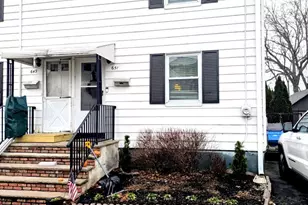 651 Crescent Dr, Bound Brook, NJ 08805 - Photo 1