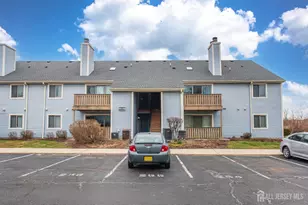 816 Aspen Dr, Plainsboro Township, NJ 08536 - Photo 1