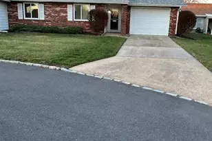 180B Mimosa Plaza, Monroe Township, NJ 08831 - Photo 1
