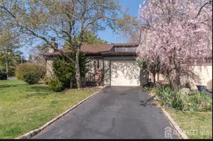 175 Penn Ct, Old Bridge Township, NJ 07747 - Photo 1