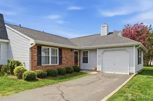 363 Cotswold Pl, Franklin Township, NJ 08873 - Photo 1