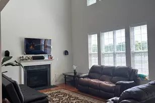 25 Eddington Ln, Monroe Township, NJ 08831 - Photo 1