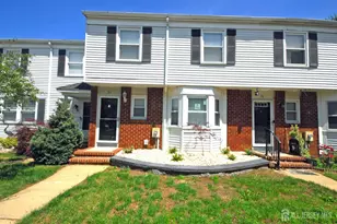 21 Rosewood Ct, Sayreville, NJ 08872 - Photo 1