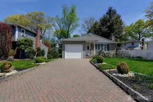 4 Azalea Ct, North Plainfield, NJ 07060 - Photo 1