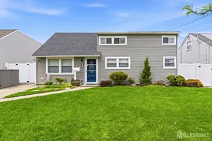 93 Marion St, Carteret, NJ 07008 - Photo 1
