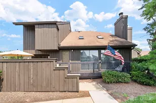 18 Westgate Dr, Edison, NJ 08820 - Photo 1