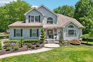 14 Sycamore Ct, Monroe Township, NJ 08831 - Photo 1