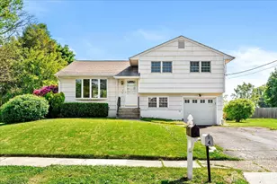 3 Probasco Dr, Allentown, NJ 08501 - Photo 1