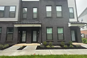 325 Sadie Cir, New Brunswick, NJ 08901 - Photo 1