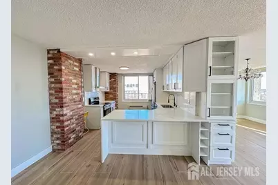 160 Overlook Avenue #9A, Hackensack, NJ 07601 - Photo 1