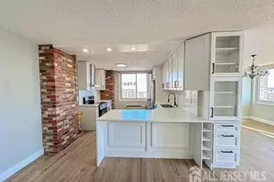 160 Overlook Ave, Hackensack, NJ 07601 - Photo 1