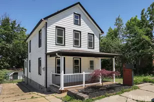 25 Dane St, Sayreville, NJ 08872 - Photo 1