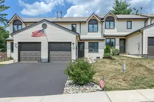 18 Holly Ct, Flemington, NJ 08822 - Photo 1