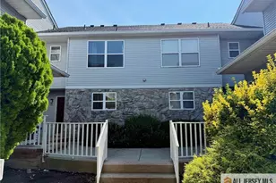 221 Bexley Ln, Piscataway Township, NJ 08854 - Photo 1