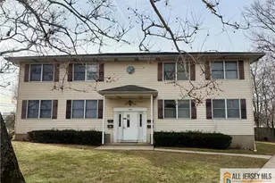 285 S Lincoln Ave, Middlesex, NJ 08846 - Photo 1