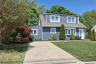 47 Kendall Dr, Sayreville, NJ 08859 - Photo 1