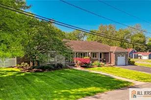 14 Taylor Dr, New Brunswick, NJ 08901 - Photo 1