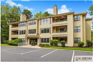 612 Chester Ct, Helmetta, NJ 08828 - Photo 1
