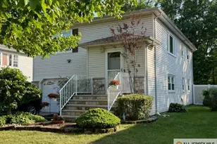 760 Magnolia Rd, North Brunswick Township, NJ 08902 - Photo 1