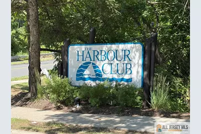 601 Sunshine Court #601, Sayreville, NJ 08859 - Photo 1