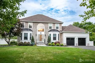 9 Pondview Dr, Tinton Falls, NJ 07724 - Photo 1