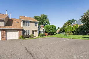 22 Driftwood Dr, Franklin Township, NJ 08873 - Photo 1