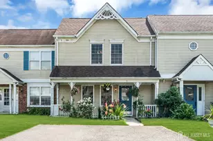 5 Anderson Ct, East Brunswick Township, NJ 08816 - Photo 1