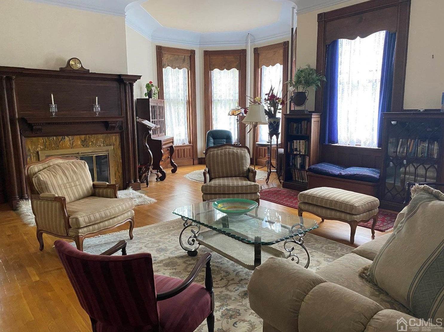 527 W 8th St, Plainfield, NJ 07060