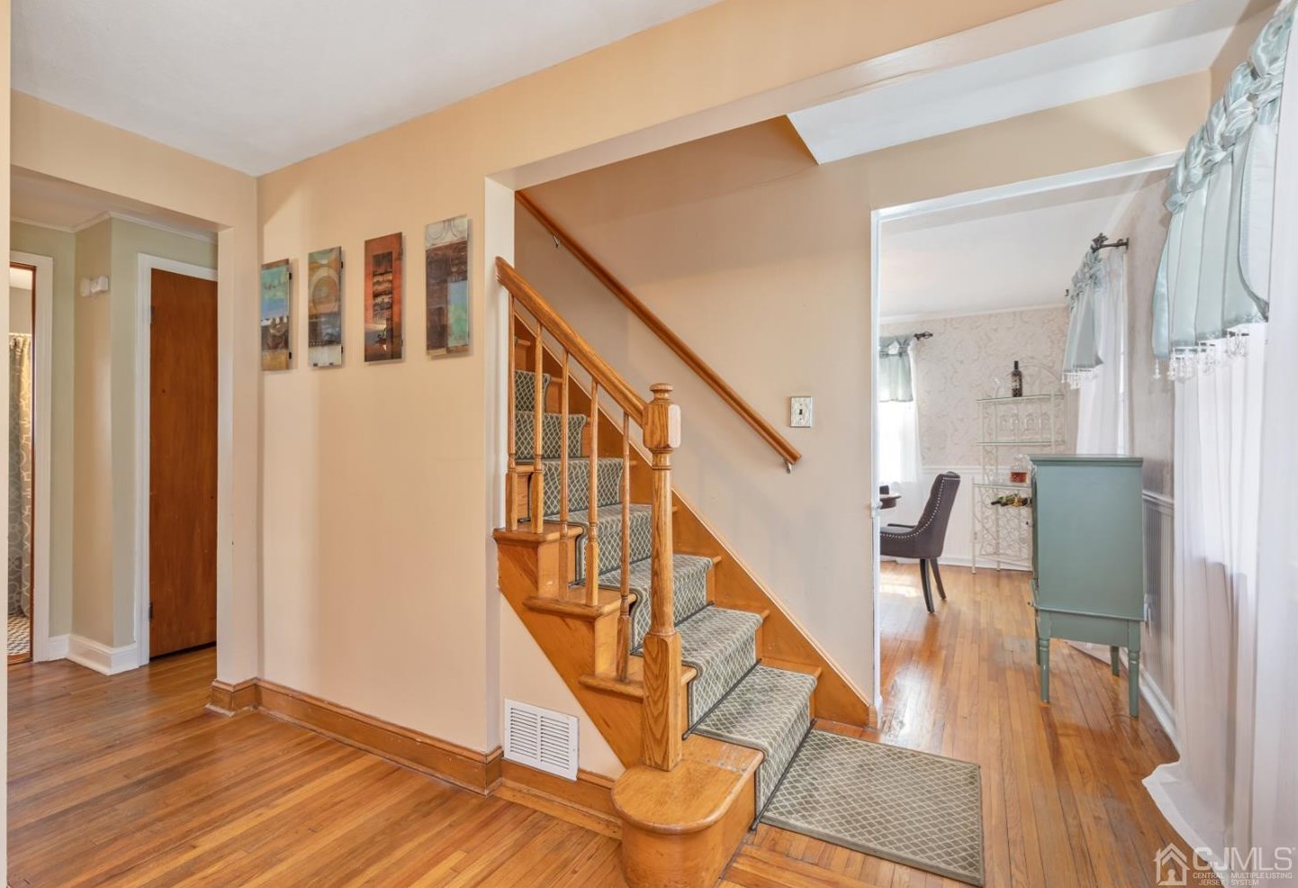 114 Bloomfield Ave, Edison, NJ 08837-3324